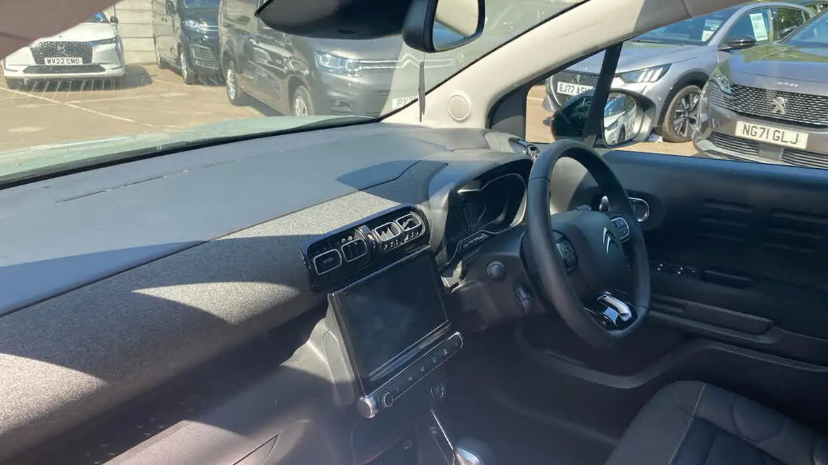2023-citroen-c3-aircross-12-puretech-shine-plus-130ps-eat6-big-11