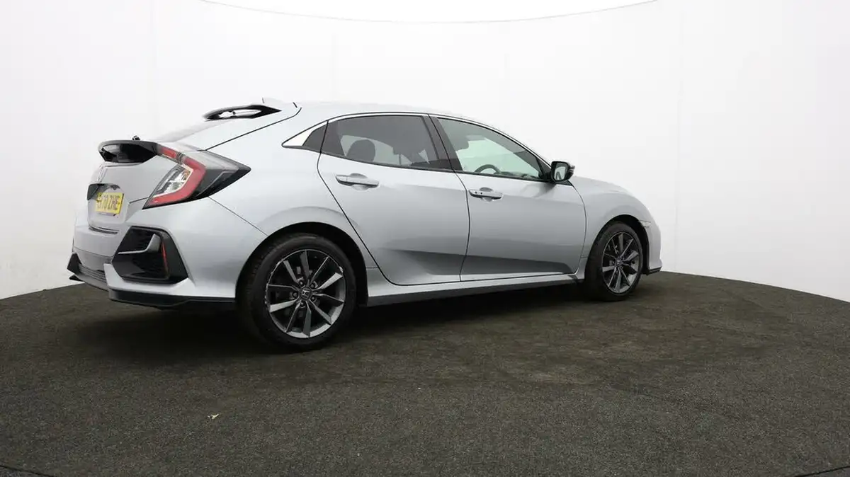 2020-honda-civic-16-i-dtec-ex-ss-hatchback-5d-big-28