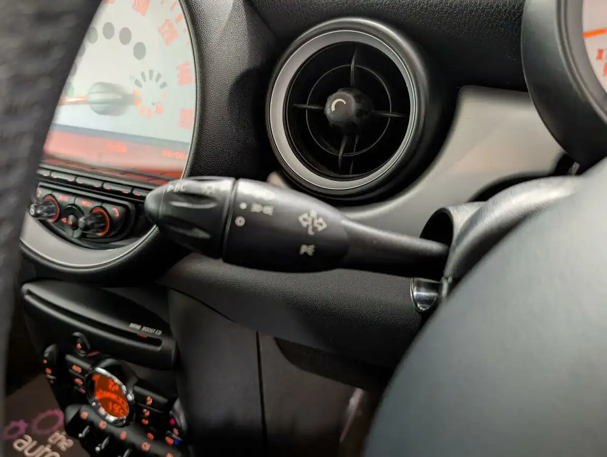 2011-mini-clubman-16-one-big-35