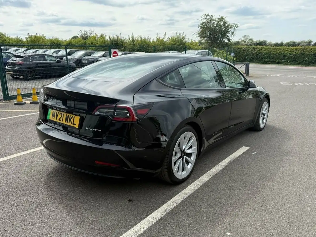 2021-tesla-model-3-e-long-range-4x4-big-6