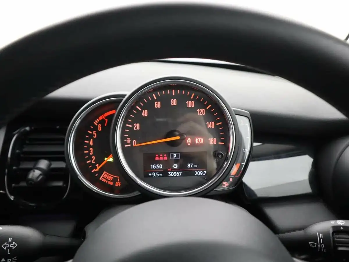 2022-mini-cooper-15-cooper-classic-hatchback-5d-auto-big-10