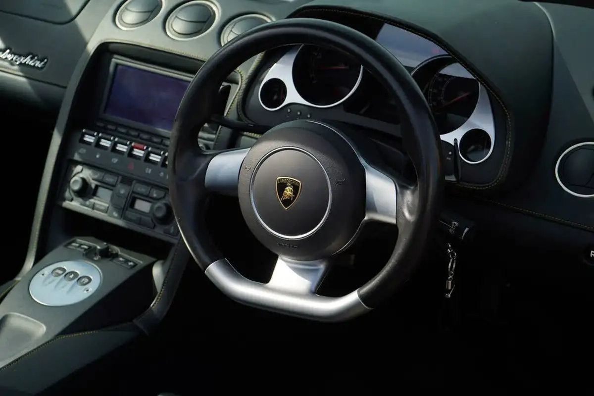 2007-lamborghini-gallardo-50-520bhp-spyder-e-gear-big-12