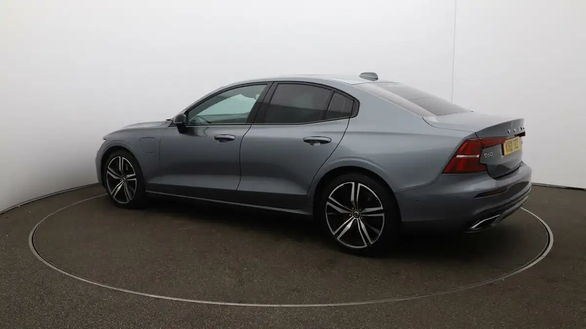 2021-volvo-s60-20-t8-r-design-plus-big-29