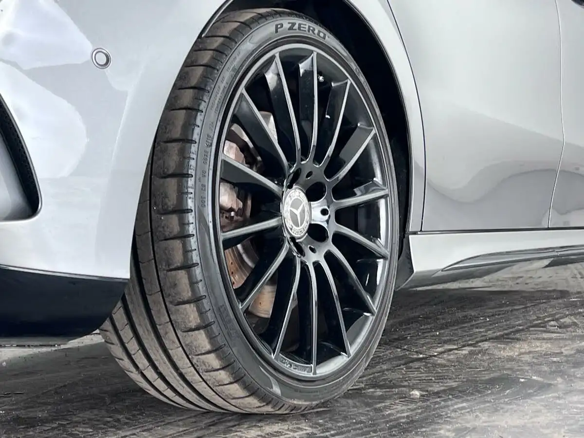 2020-mercedes-benz-a-class-20-a35-amg-premium-hatchback-5d-big-5