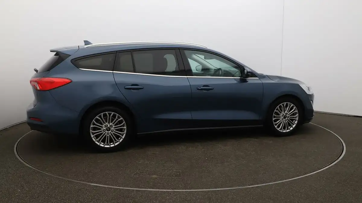 2019-ford-focus-10t-titanium-x-estate-auto-big-41