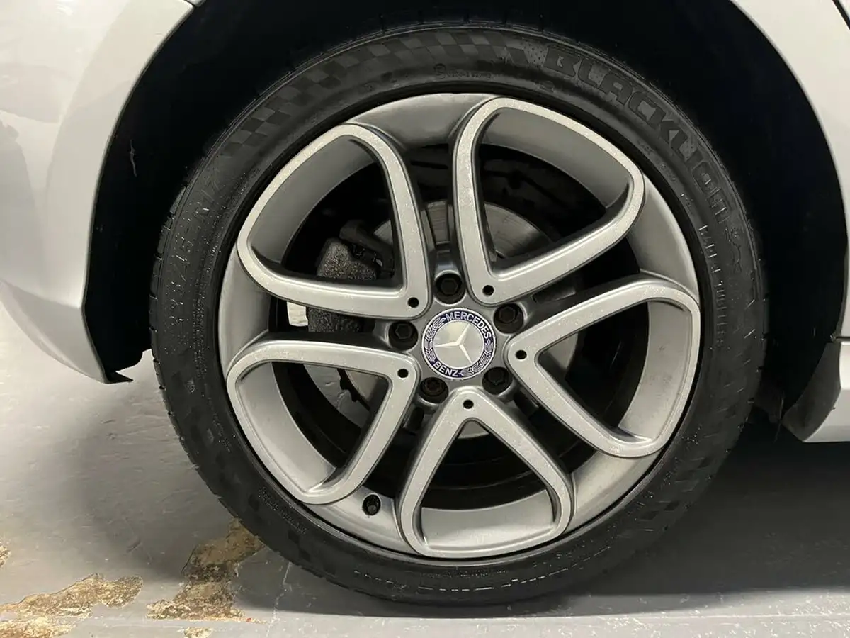 2015-mercedes-benz-a-class-15-cdi-a180-sport-109ps-7g-dct-big-12