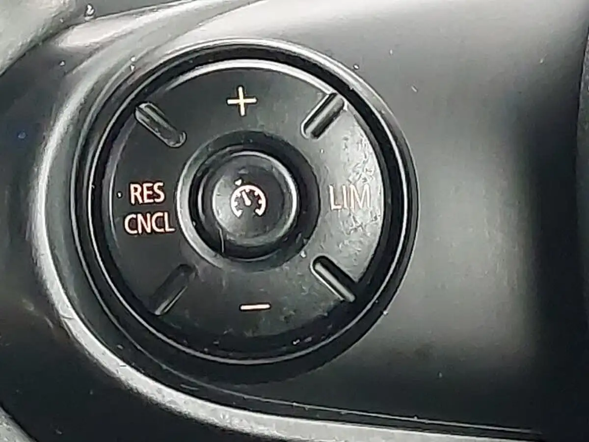 2020-mini-countryman-15-cooper-classic-auto-big-13