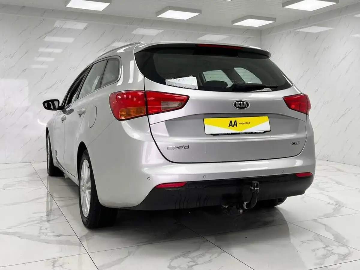 2013-kia-ceed-16crdi-2-sportswagon-auto-big-6