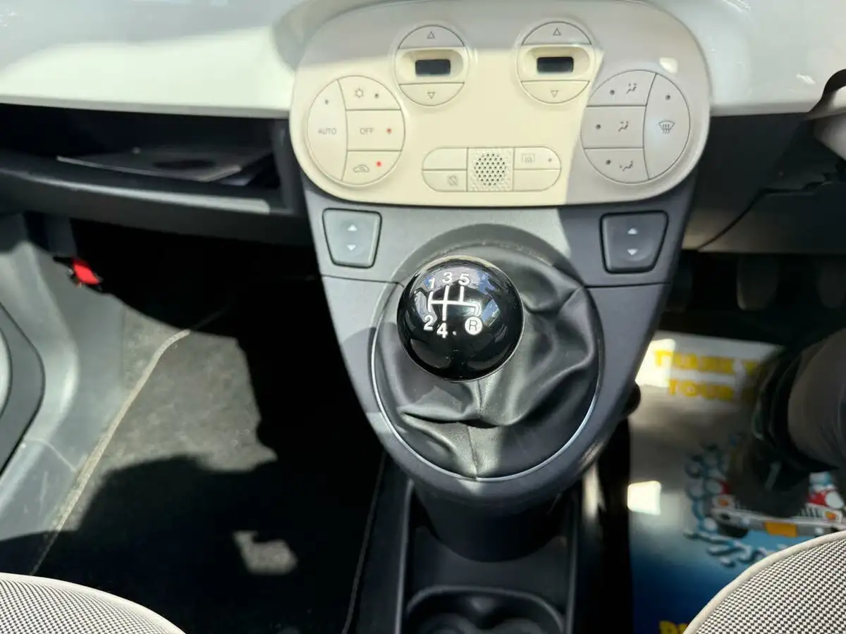 2013-fiat-500-09-lounge-big-13