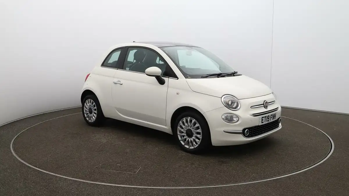 2019-fiat-500-12-lounge-ss-big-35