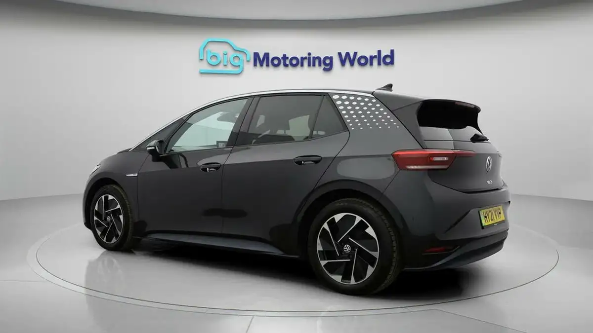 2021-volkswagen-id3-e-tech-big-4