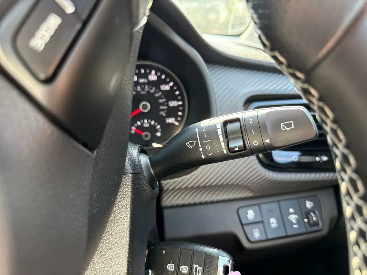2022-kia-stonic-10-t-gdi-gt-line-118bhp-48v-big-29