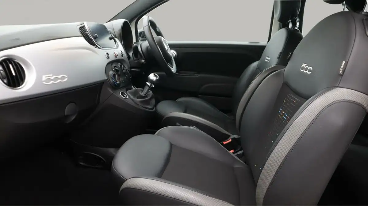 2021-fiat-500-10-hey-google-big-14