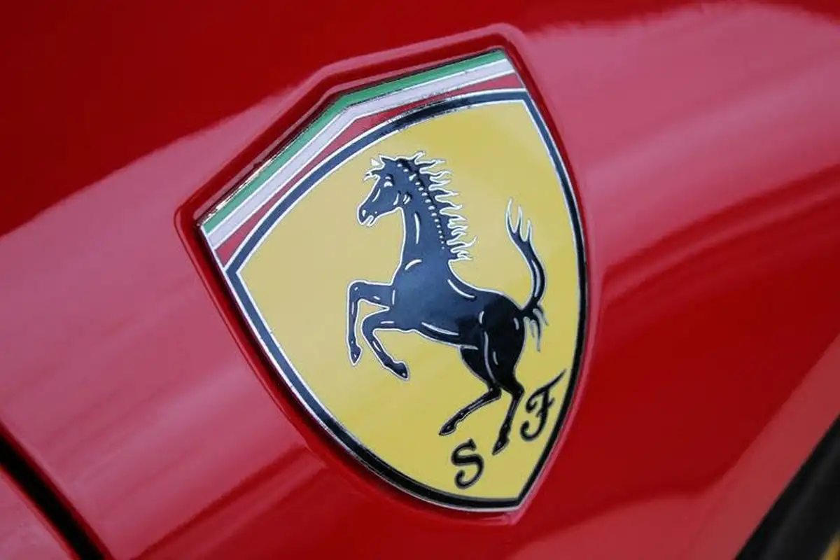 2012-ferrari-458-45-italia-big-36