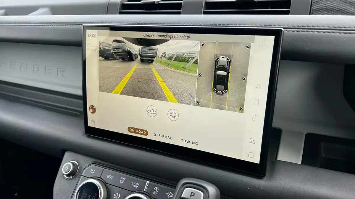 2023-land-rover-110-defender-30-d300-x-dynamic-hse-big-11