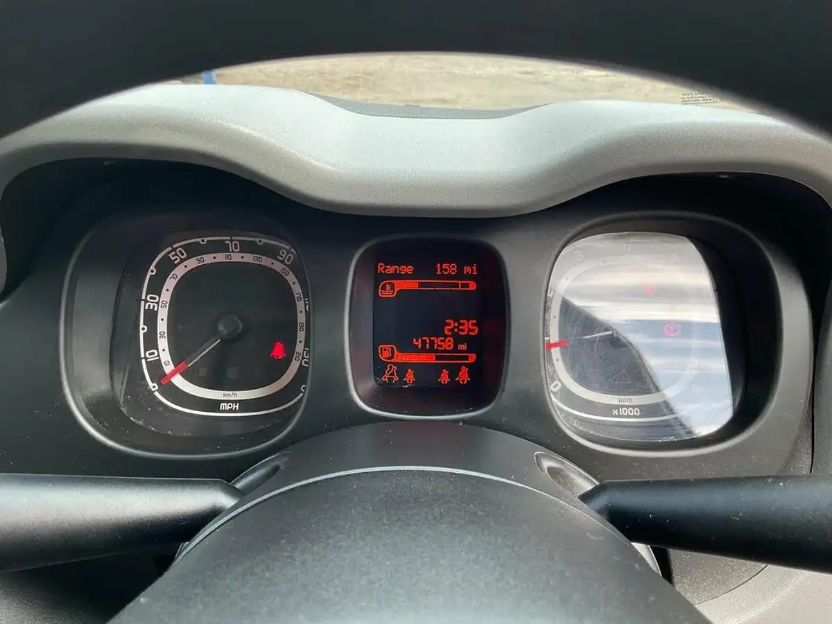 2014-fiat-panda-12-easy-big-16
