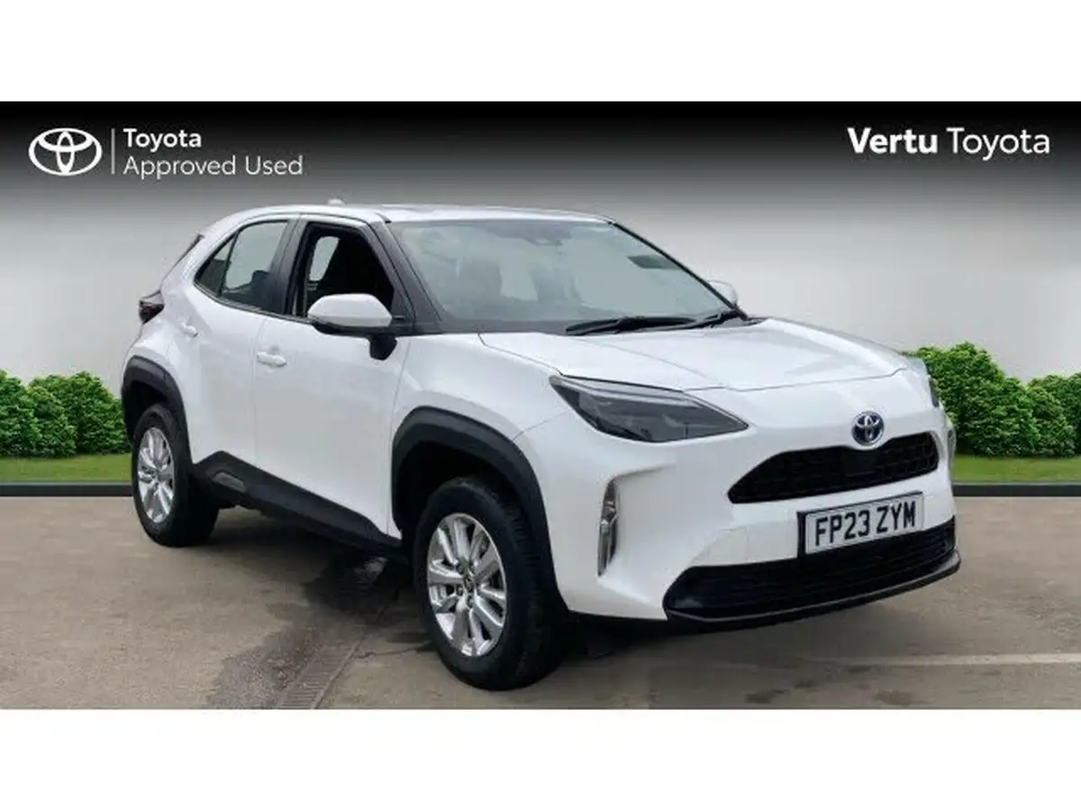 2023-toyota-yaris-cross-15-vvt-i-icon-big-0