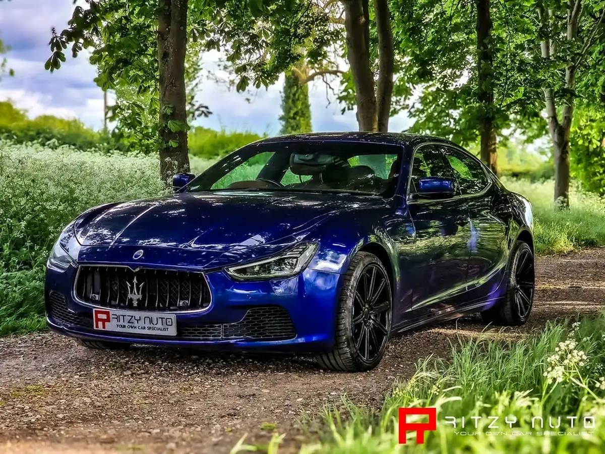 2016-maserati-ghibli-30-s-big-11