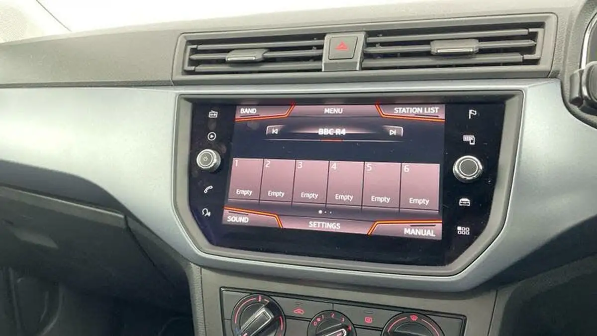2018-seat-arona-10-tsi-se-technology-115ps-dsg-big-12