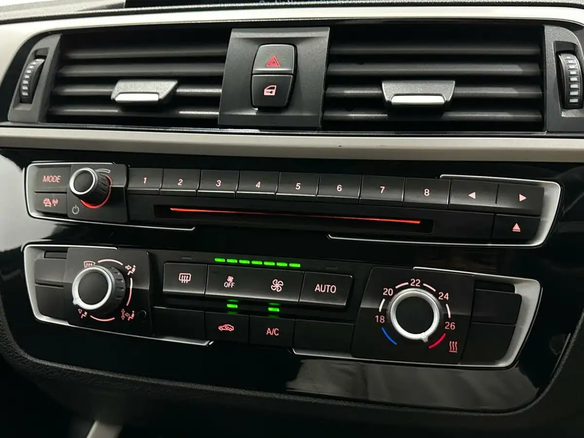 2018-bmw-1-series-20td-118d-se-5d-big-20