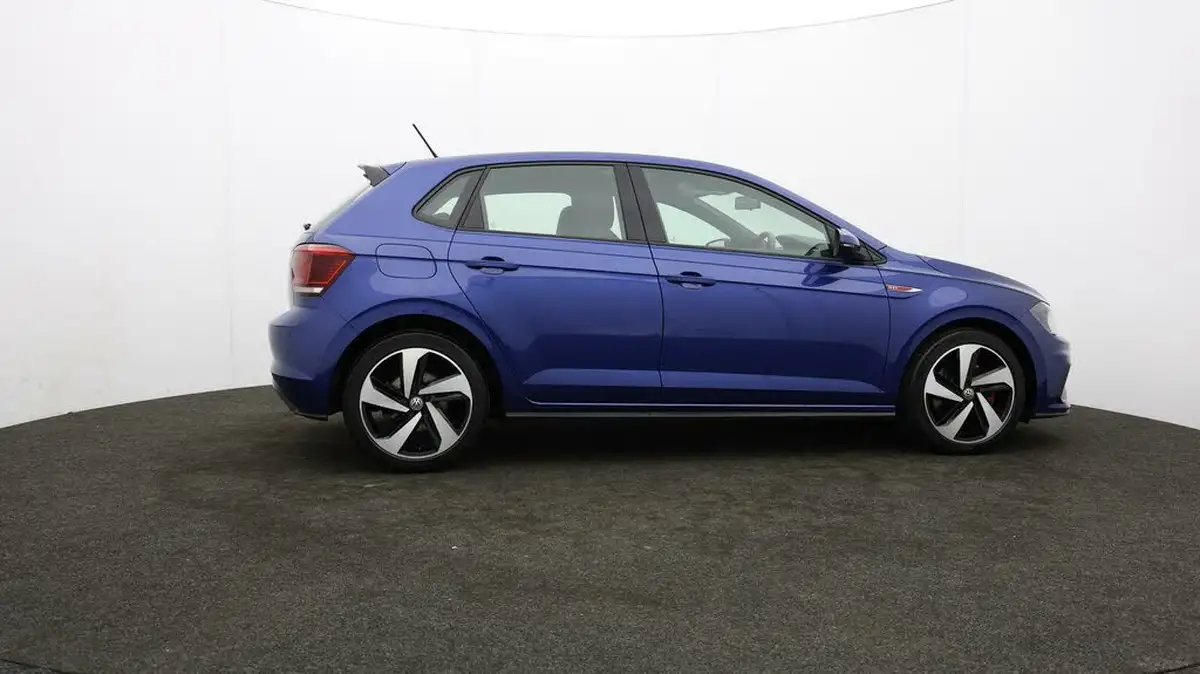 2019-volkswagen-polo-20-tsi-gti-big-29