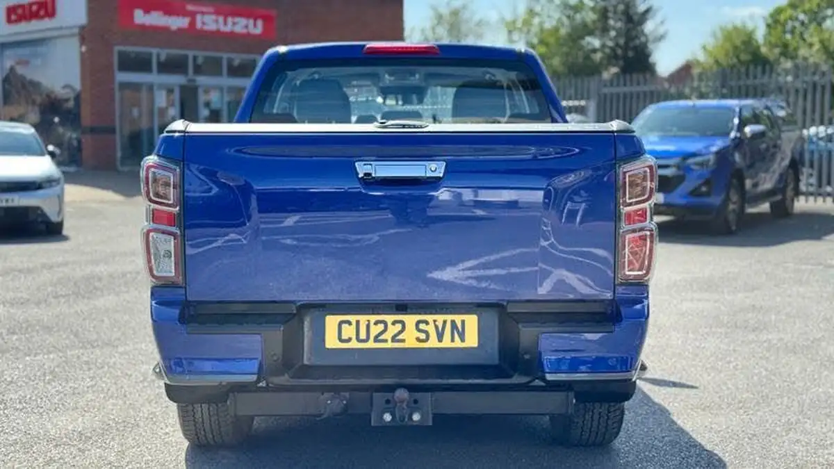 2022-isuzu-d-max-19td-dl40-pick-up-big-8