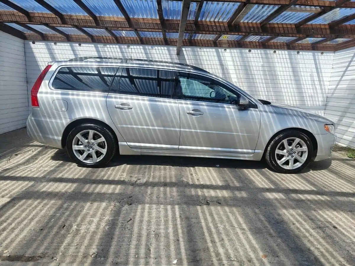 2014-volvo-v70-20td-d4-se-181bhp-nav-1969cc-geartronic-big-1