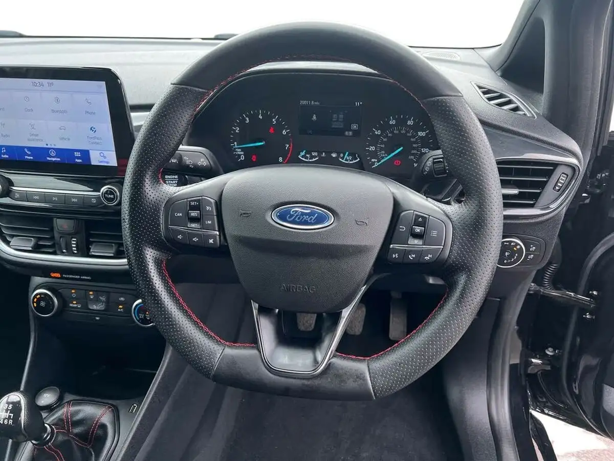 2022-ford-fiesta-big-16