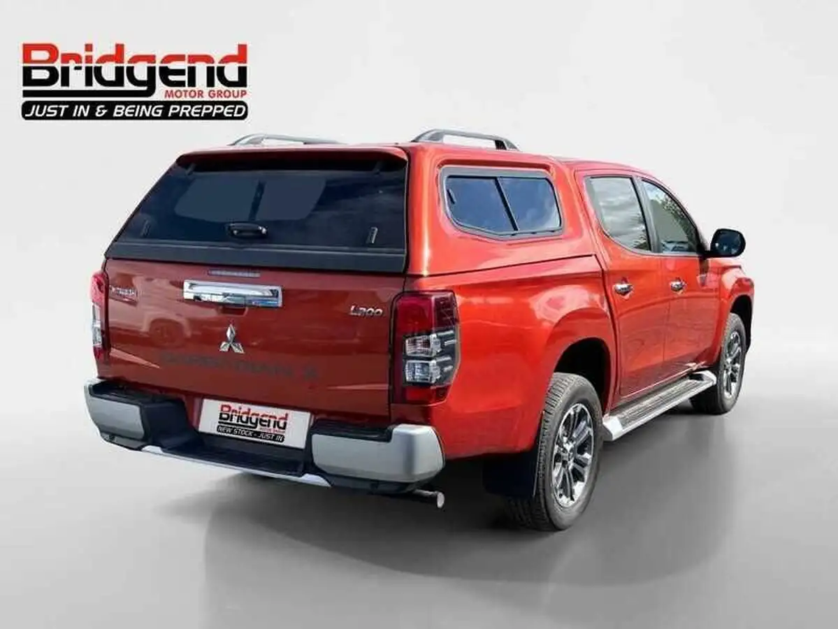 2020-mitsubishi-l200-22di-d-barbarian-x-big-1