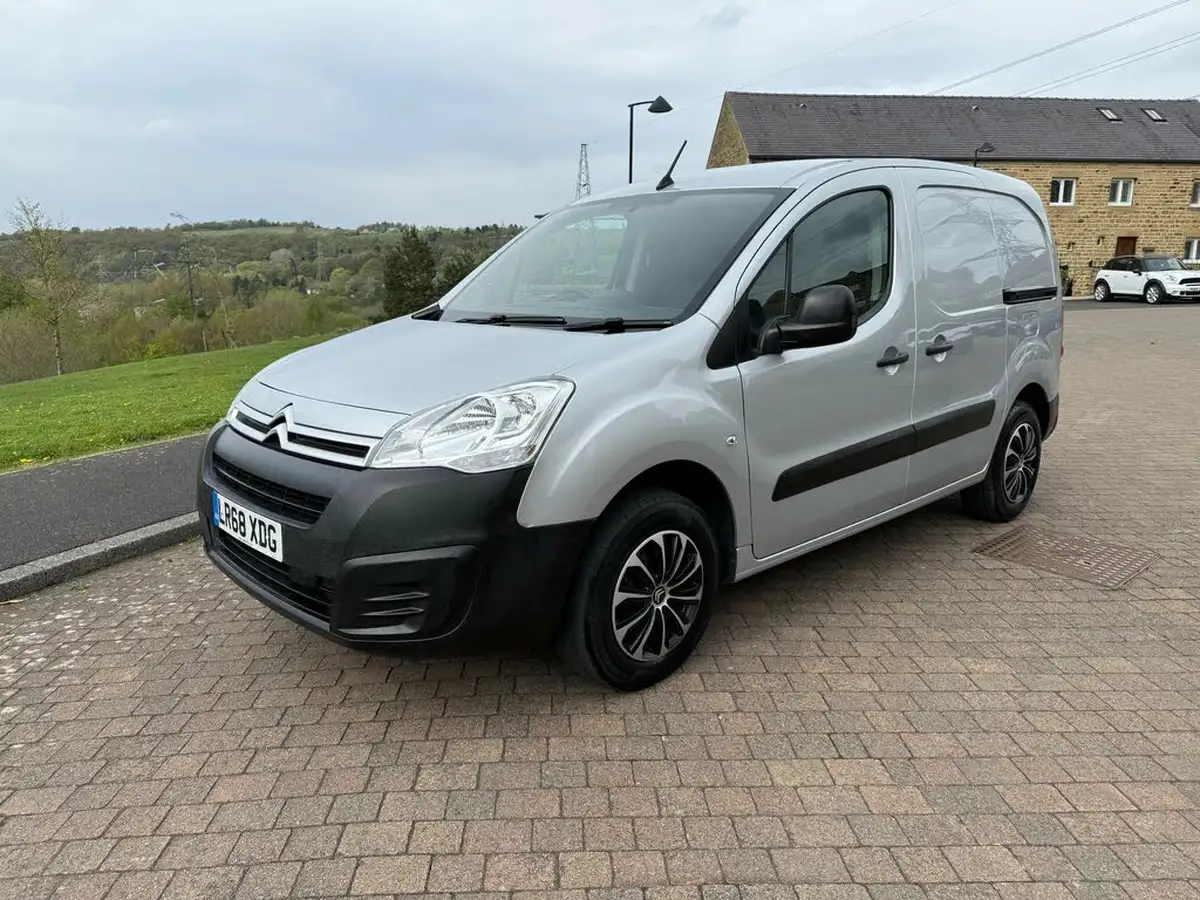 2018-citroen-berlingo-e-635-enterprise-big-2