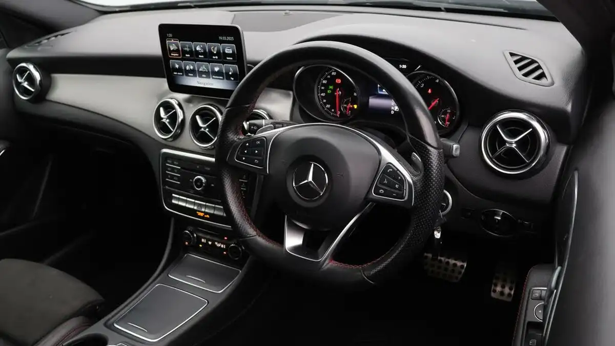 2018-mercedes-benz-gla-class-21d-gla-220d-amg-line-177ps-ss-big-8
