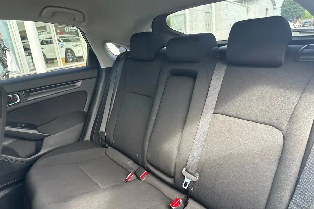 2022-honda-civic-20-i-mmd-elegance-big-7