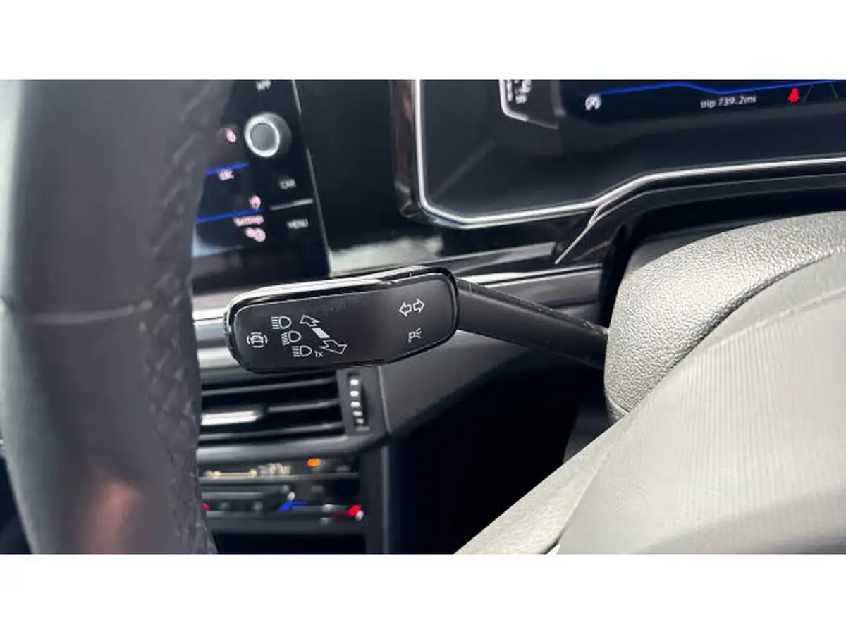 2022-volkswagen-polo-10-tsi-style-big-37