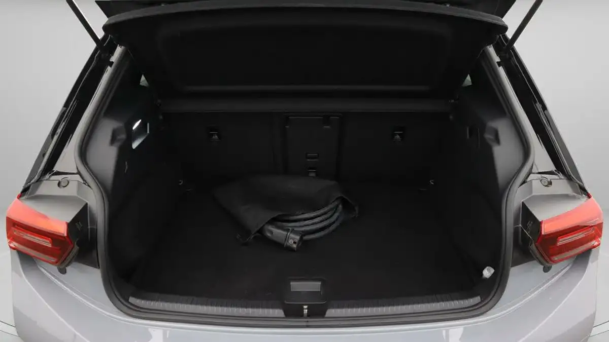 2022-volkswagen-id3-e-family-145ps-big-28