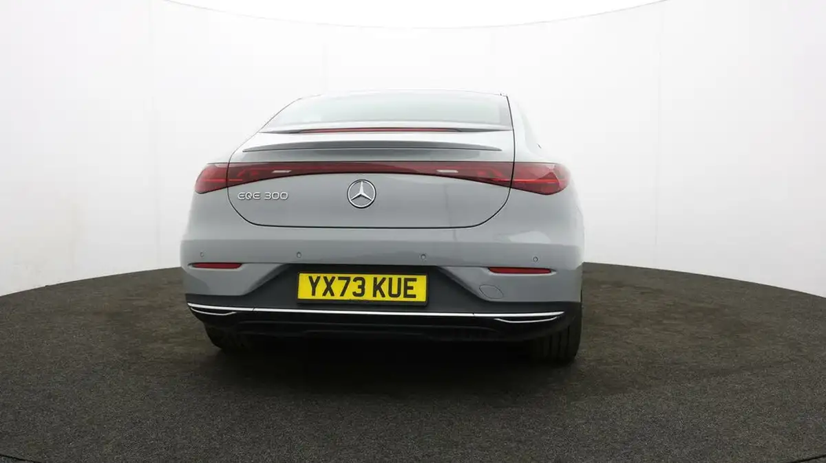 2023-mercedes-benz-eqe-e-eqe-300-sport-edition-big-47