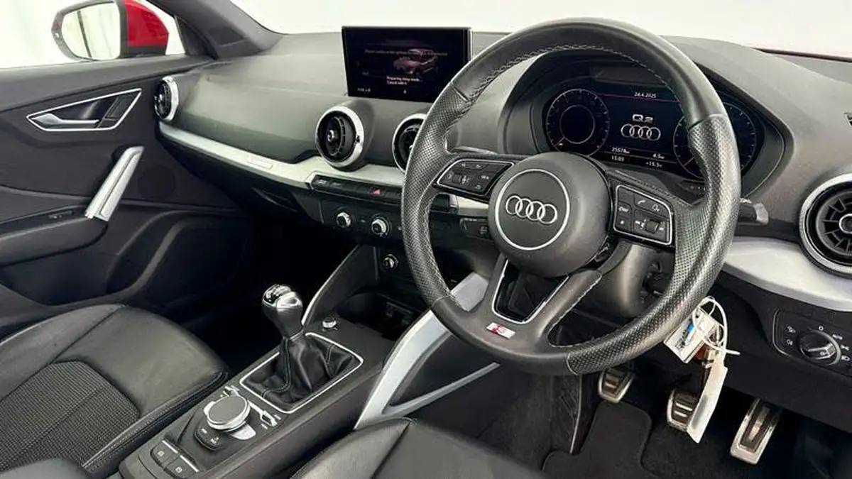 2021-audi-q2-10-30-tfsi-s-line-big-5