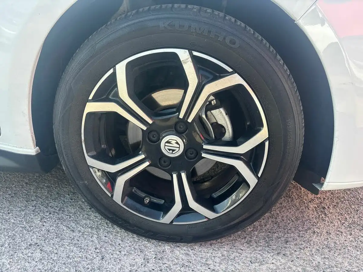 2023-mg-mg3-15-vti-tech-exclusive-nav-big-8