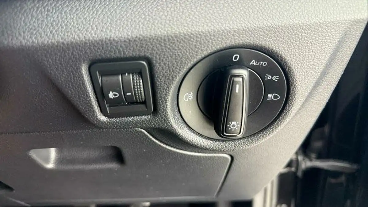 2021-skoda-kamiq-10-tsi-se-l-109ps-dsg-big-19