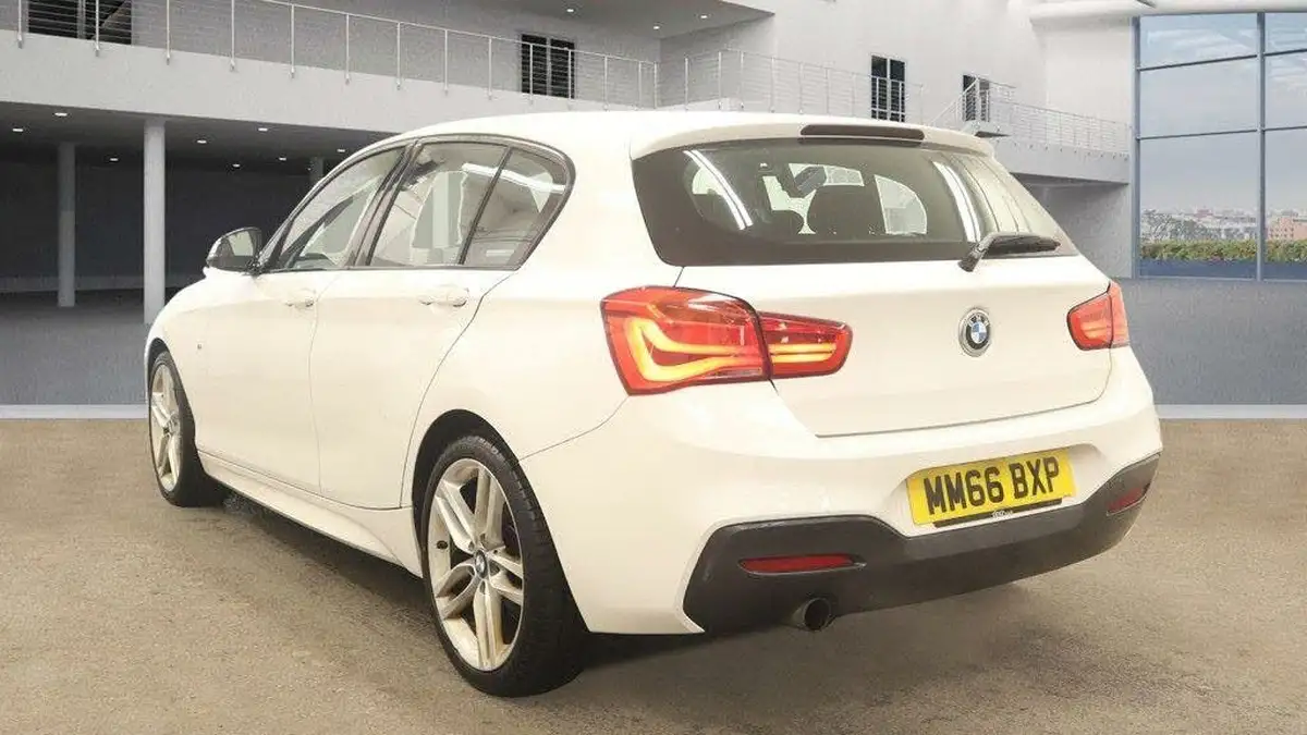 2016-bmw-1-series-15-118i-m-sport-5d-big-3