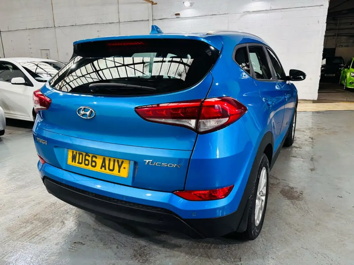 2017-hyundai-tucson-17crdi-blue-drive-se-nav-116ps-big-4