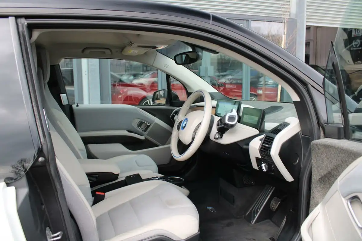 2022-bmw-i3-e-120-ah-s-big-7