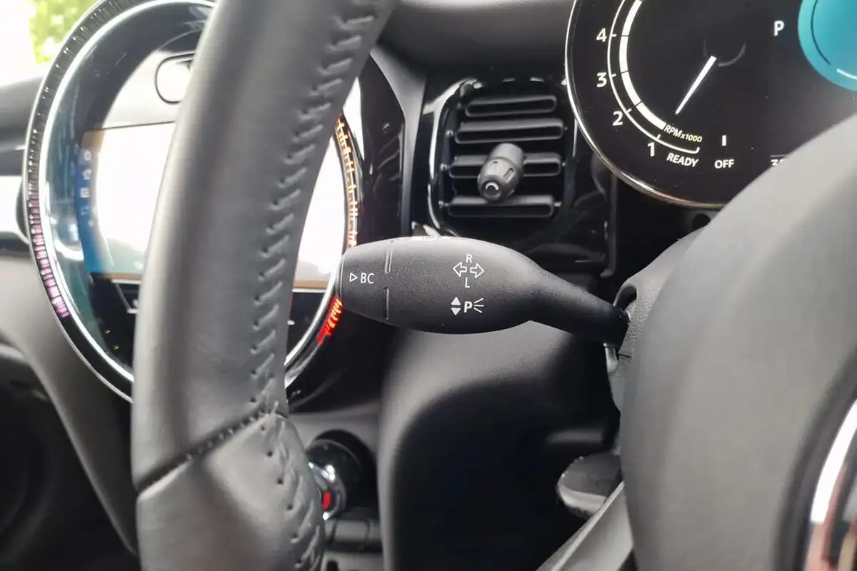 2022-mini-cooper-15-cooper-classic-convertible-2d-auto-big-14