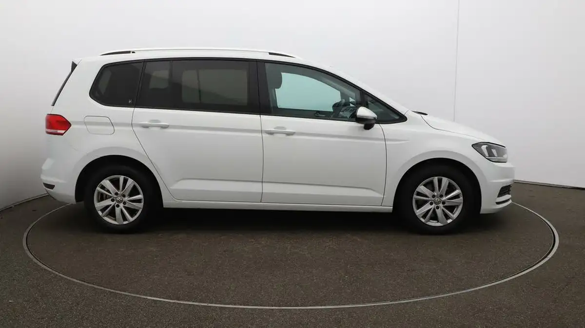 2020-volkswagen-touran-20tdi-se-family-115ps-dsg-big-44