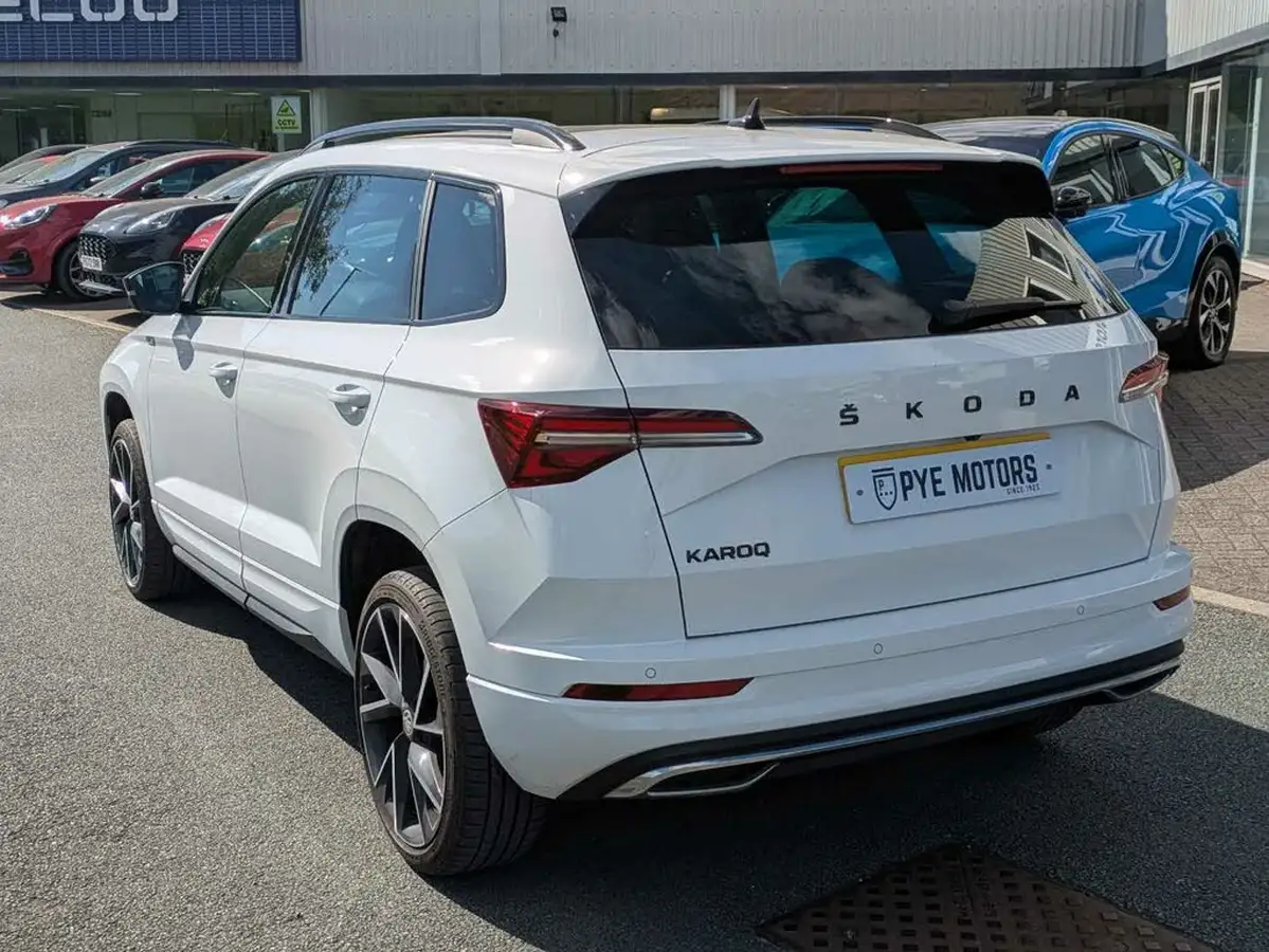 2023-skoda-karoq-15-tsi-sportline-dsg-big-4