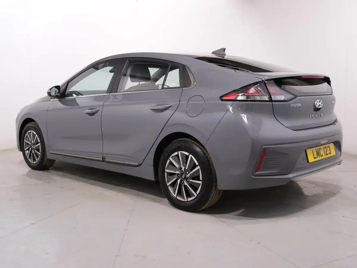 2022-hyundai-ioniq-e-premium-electric-big-4