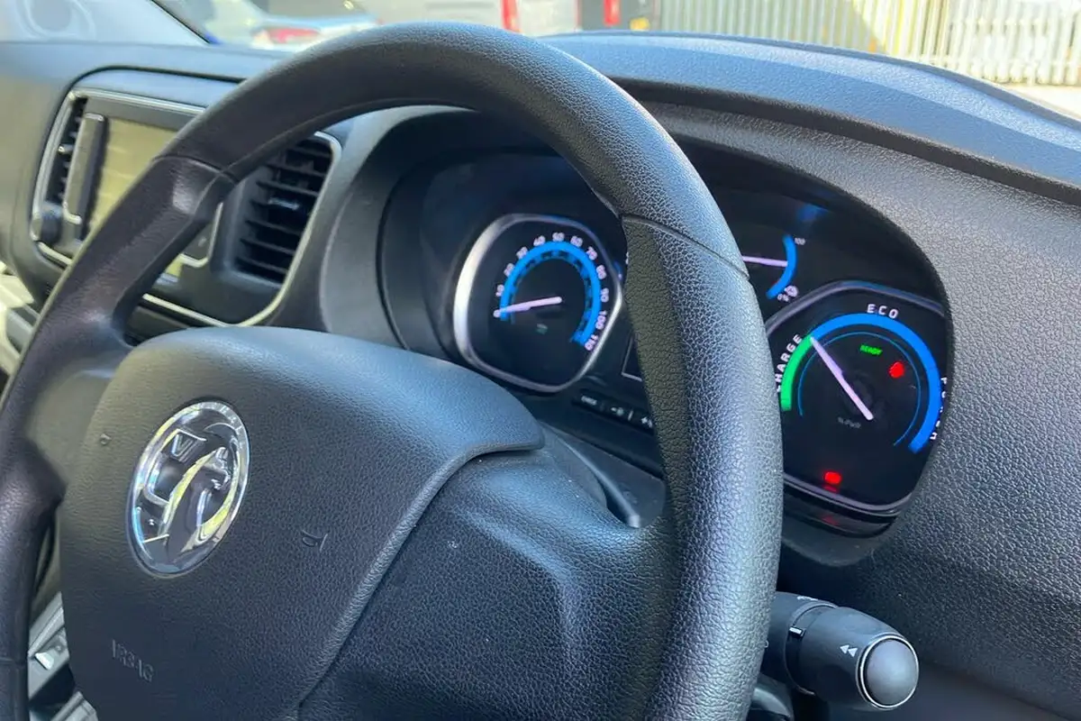 2023-vauxhall-vivaro-e-3100-75kwh-l1h1-prime-panel-van-big-9