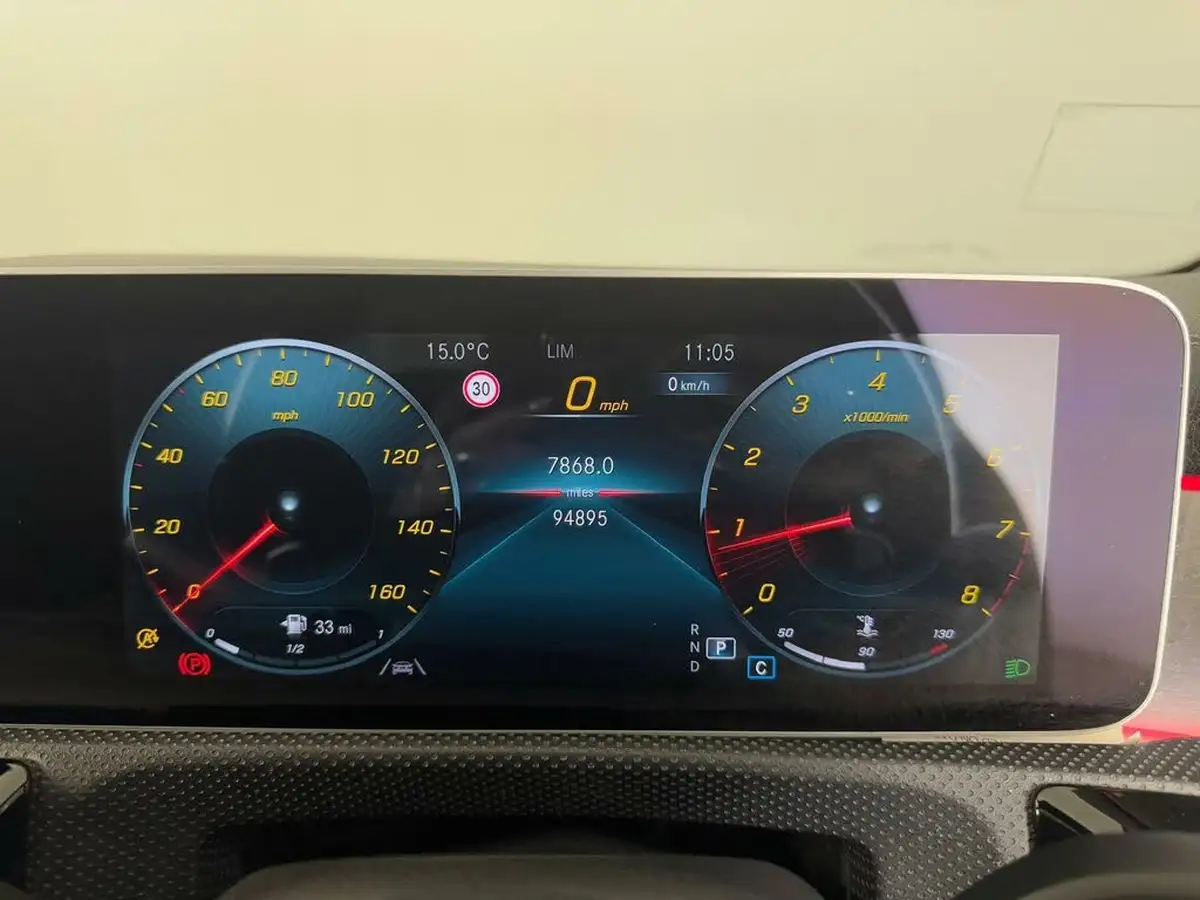 2020-mercedes-benz-cla-13-cla-180-amg-line-premium-plus-coupe-4d-big-37