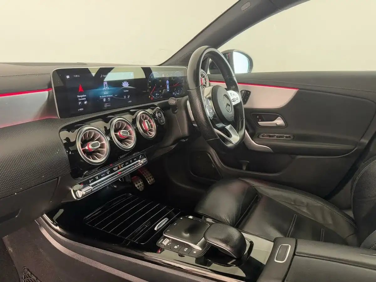 2020-mercedes-benz-cla-13-cla-180-amg-line-premium-plus-coupe-4d-big-13