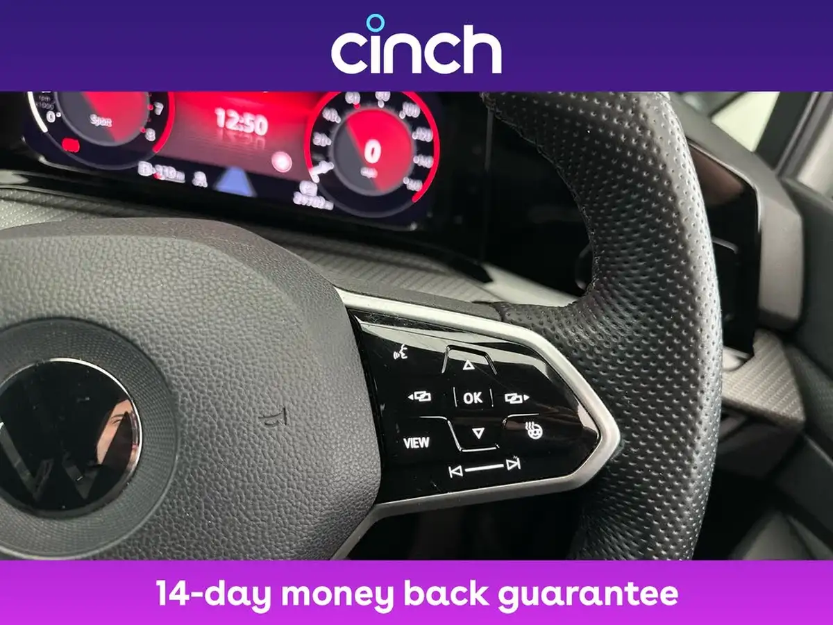 2021-volkswagen-golf-15-tsi-r-line-130ps-hatchback-big-29