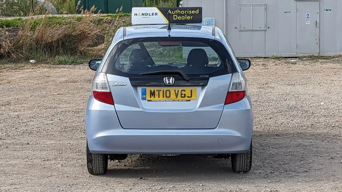 2010-honda-jazz-12-s-big-1
